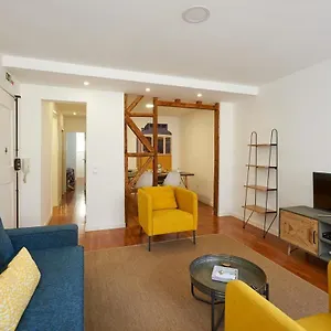  Apartment Bica